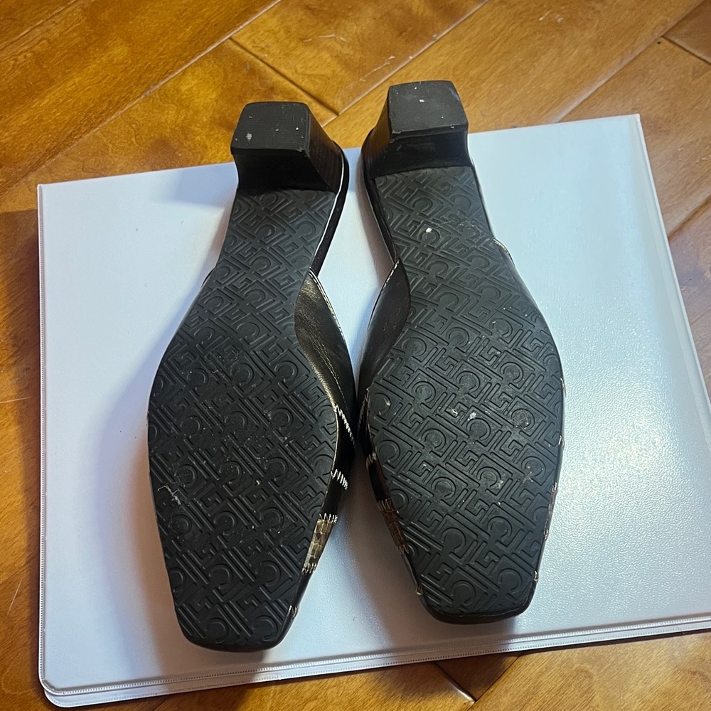 Liz Claiborne Black and Gold Patterned Mules - Picture 3 of 4